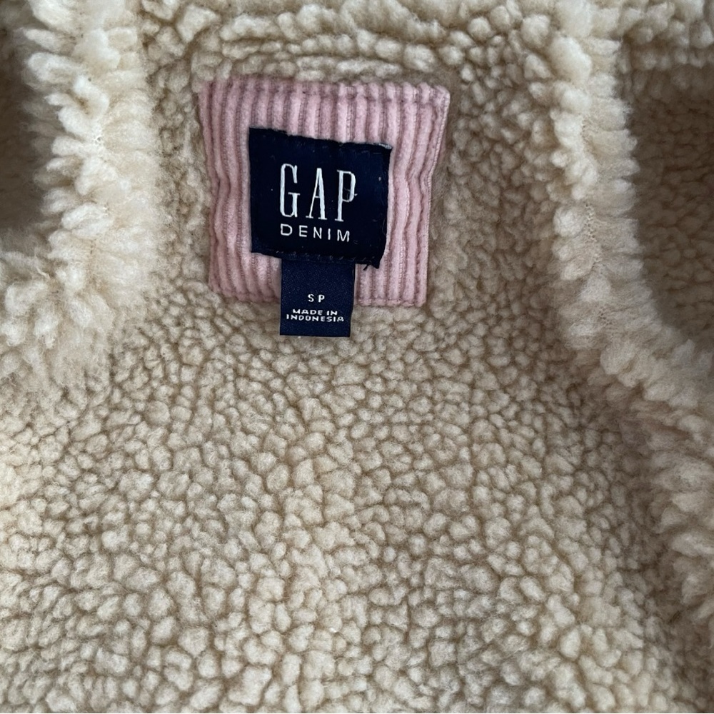 GAP Girls' Pink Corduroy Jacket with Cream Faux-Sherpa Collar - Picture 11 of 12